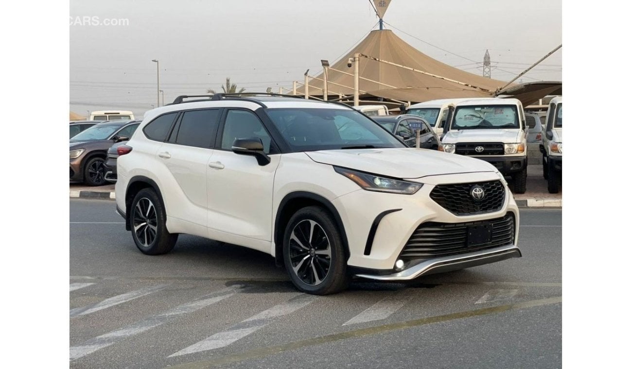 Toyota Highlander 2021 Toyota Highlander XSE 3.5L -V6 Full Option - UAE PASS