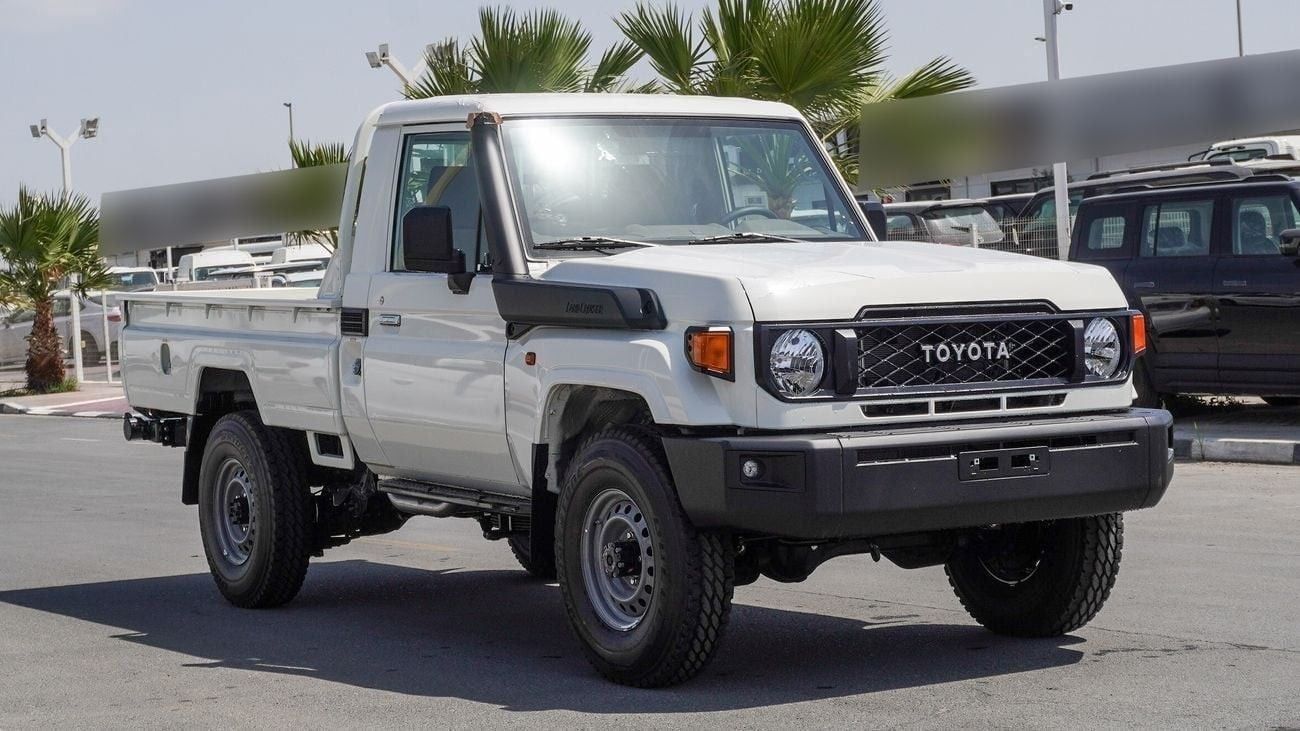 تويوتا لاند كروزر بيك آب PICKUP LC79 S/C DIESEL 2.8L A/T DIFFLOCK 2025