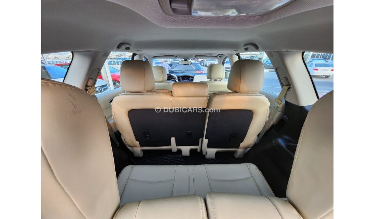 Infiniti QX60 Luxury Infiniti QX60_Gcc_2018_Excellent_Condition _Full option