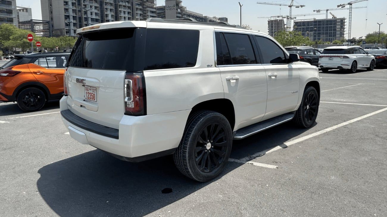 GMC Yukon SLT 4WD 7 Seater