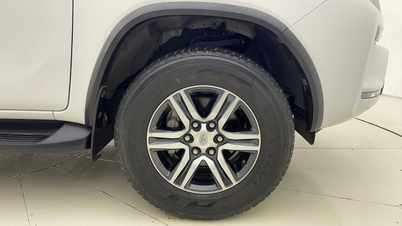 تويوتا فورتونر 2023 EXR | AED 1497/Month | 0 DP | 30 Day Return | Warranty | Service History