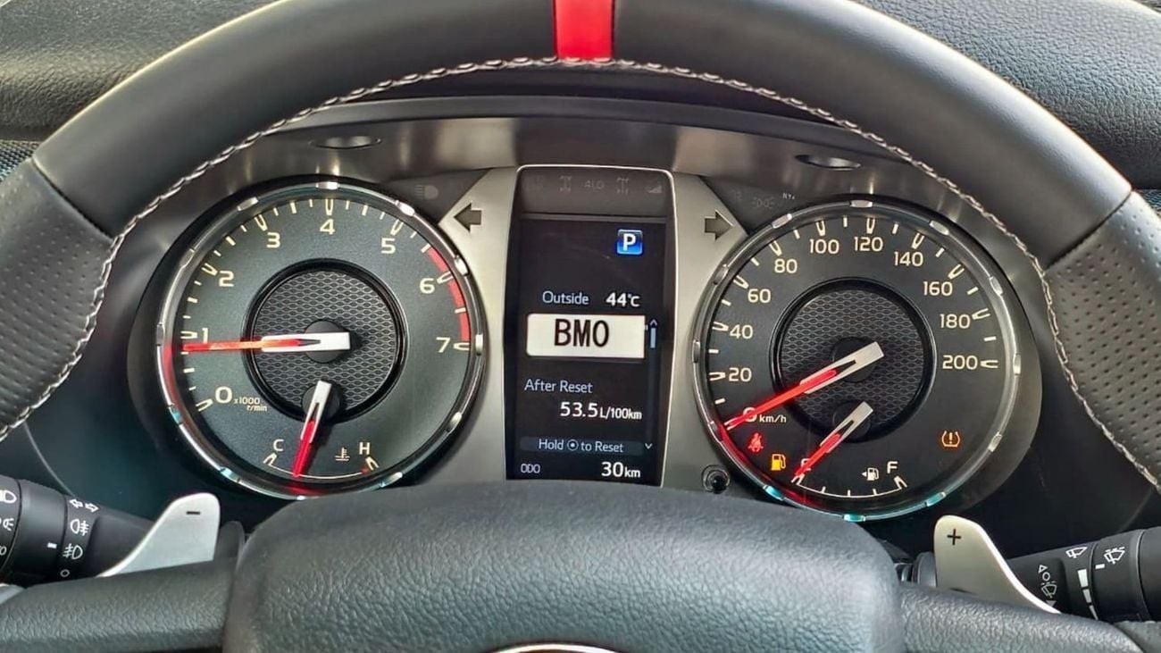 تويوتا هيلوكس GR SPORT 4.0L GR-S | 4 Door | Double Cabin | Automatic | Petrol | V6