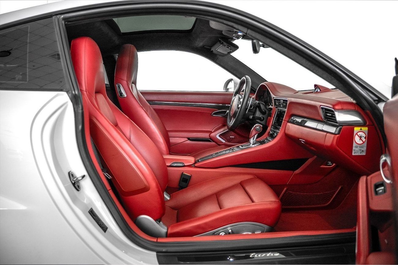 Porsche 911 Turbo 3.8L (520 HP) Coupe