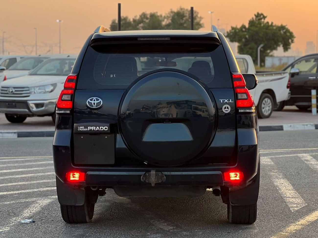 تويوتا برادو 2022 Toyota Prado TXL Full Option 4.0L V6 - AWD 4x4 - Electric Seat - Rear CAM & Sensors - Cool Box