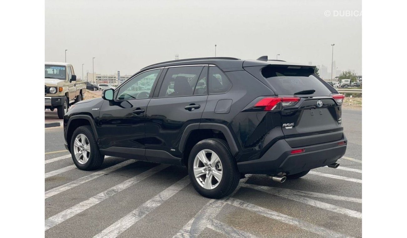 Toyota RAV4 2021 Toyota RAV4 XLE Hybrid Fuel 4x4 AWD - UAE PASS