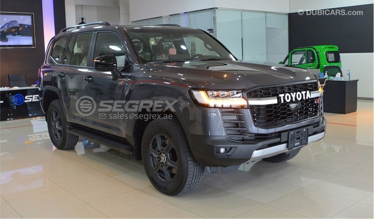 Toyota Land Cruiser LC300 Series GR, 3.5L Petrol, 4WD A/T, with Sunroof (Export only) Grey & Black