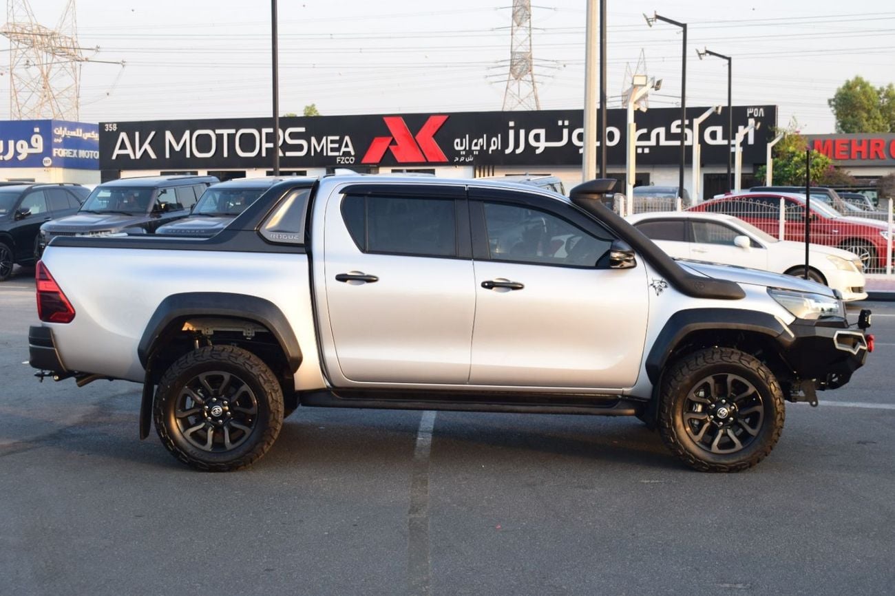 Toyota Hilux DIESEL HILUX ROGUE ,2.8L ,RIGHT HAND HAND DRIVE ,AUTO TRANSMISSION