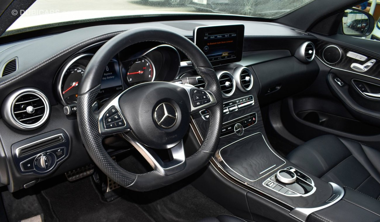 مرسيدس بنز C 300 Introducing the 2017 Mercedes C300 AMG / Under warranty /