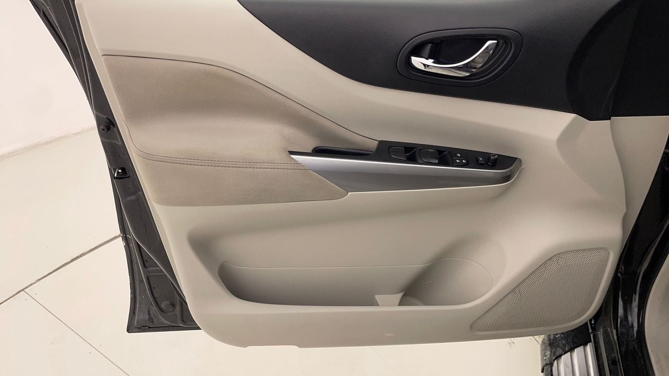 نيسان إكستيرا TITANIUM 2.5 | بدون دفعة مقدمة | اختبار القيادة في المنزل