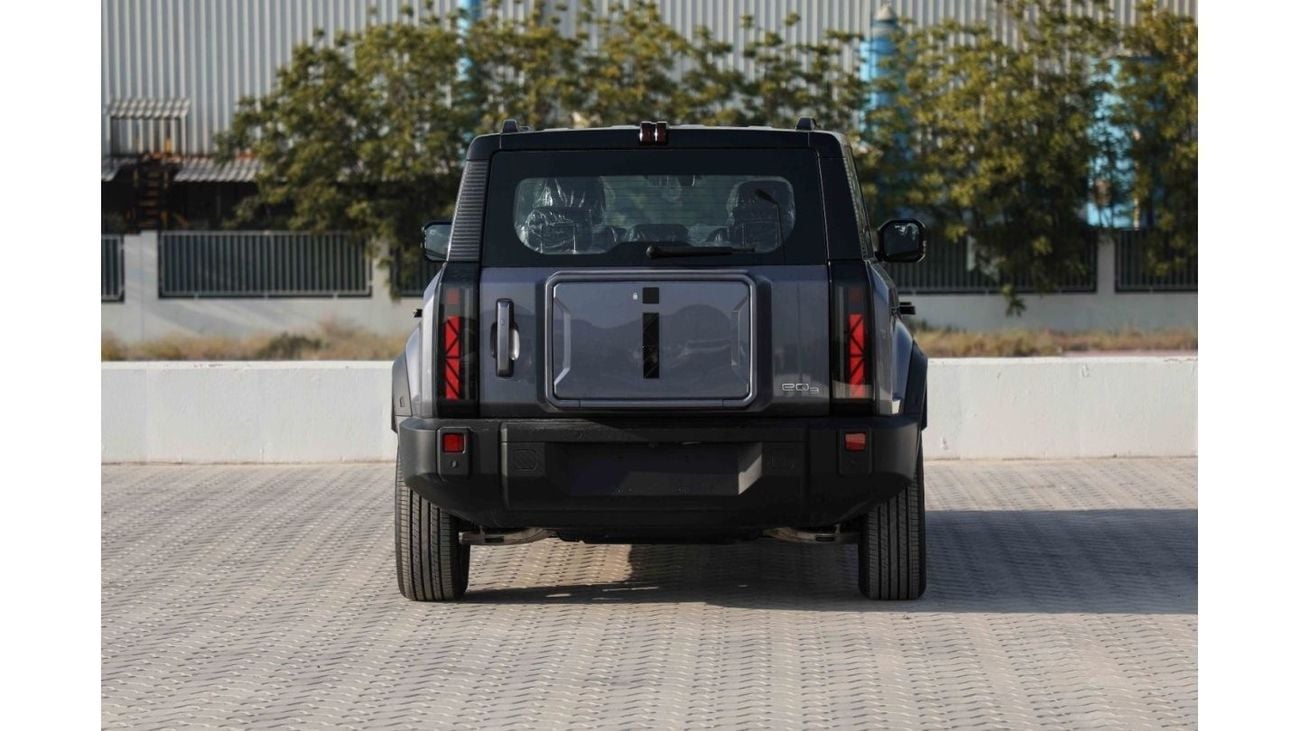 شيري iCar 03 2024 ICAR EQ3 V2 Long Range - Grey inside Green | Export Only