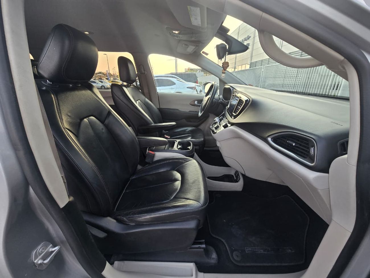 كرايسلر باسيفيكا Limited 3.6L