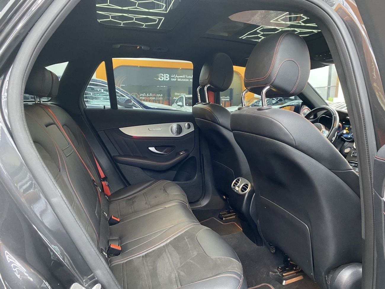 مرسيدس بنز GLC 43 AMG STD 4MATIC 3.0L (367 HP)