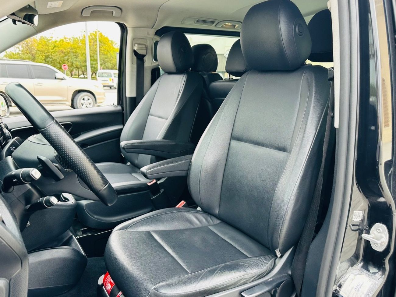 Mercedes-Benz Vito MERCEDES VITO MODEL 2023 GCC SPACE FULL OPTION