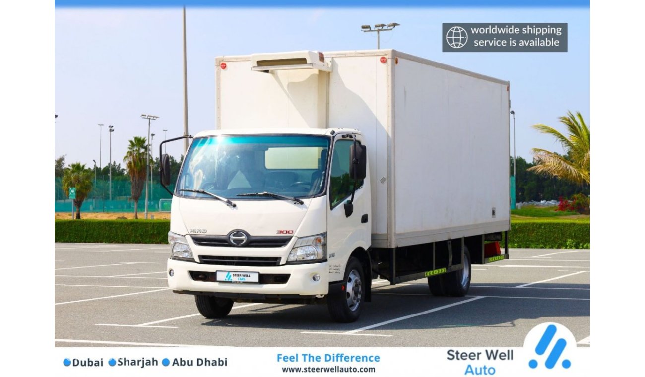 Hino 300 2019 Series 916 Chiller Box 4.0L Diesel M/T RWD - GCC Specs - Low Mileage - Ready to Drive