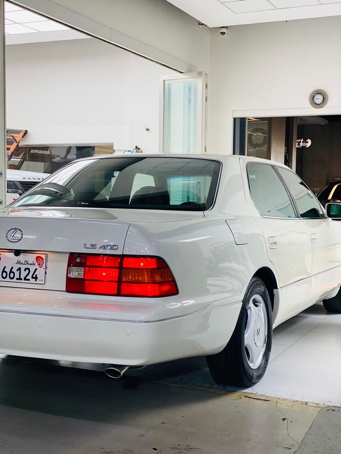 Lexus LS400