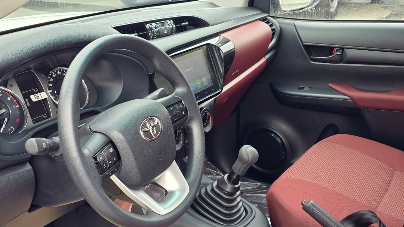 تويوتا هيلوكس 2026 Toyota Hilux Single Cabin M/T 4x4 2.7L Gasoline