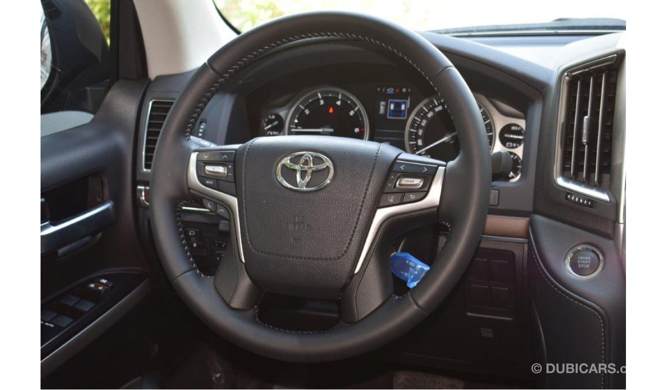 Toyota Land Cruiser VXR  V8 5.7L PETROL 8 SEAT AUTOMATIC TRANSMISSION BLACK EDITION