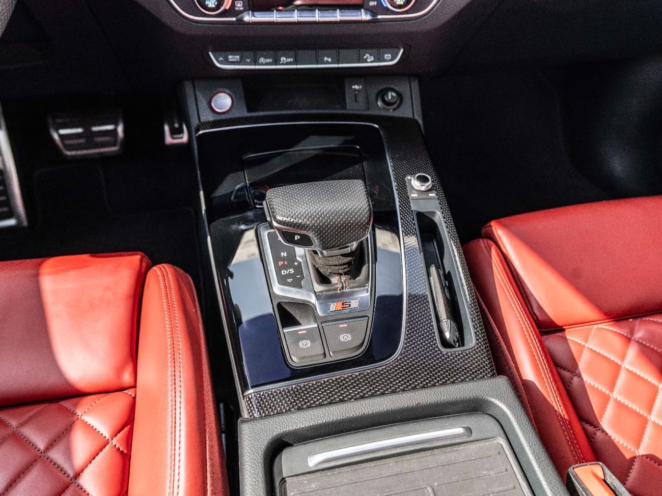 أودي SQ5 TFSI quattro 3.0L (349 HP)