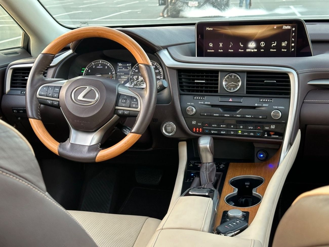 Lexus RX350 L Premier LEXUS RX350 MODEL 2017 VERY CLEAN CAR