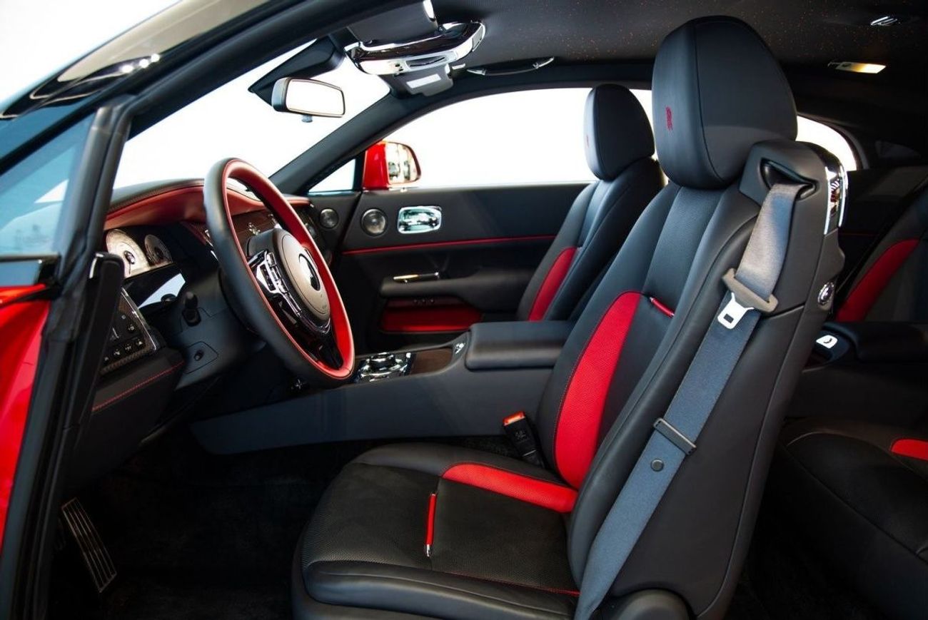 رولز رويس واريث بلاك بادج