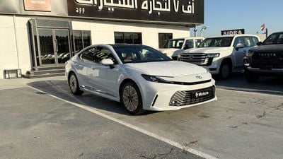 Toyota Camry XLE - Toyota Camry Lumiere 2.5L HEV Full Option - 2026