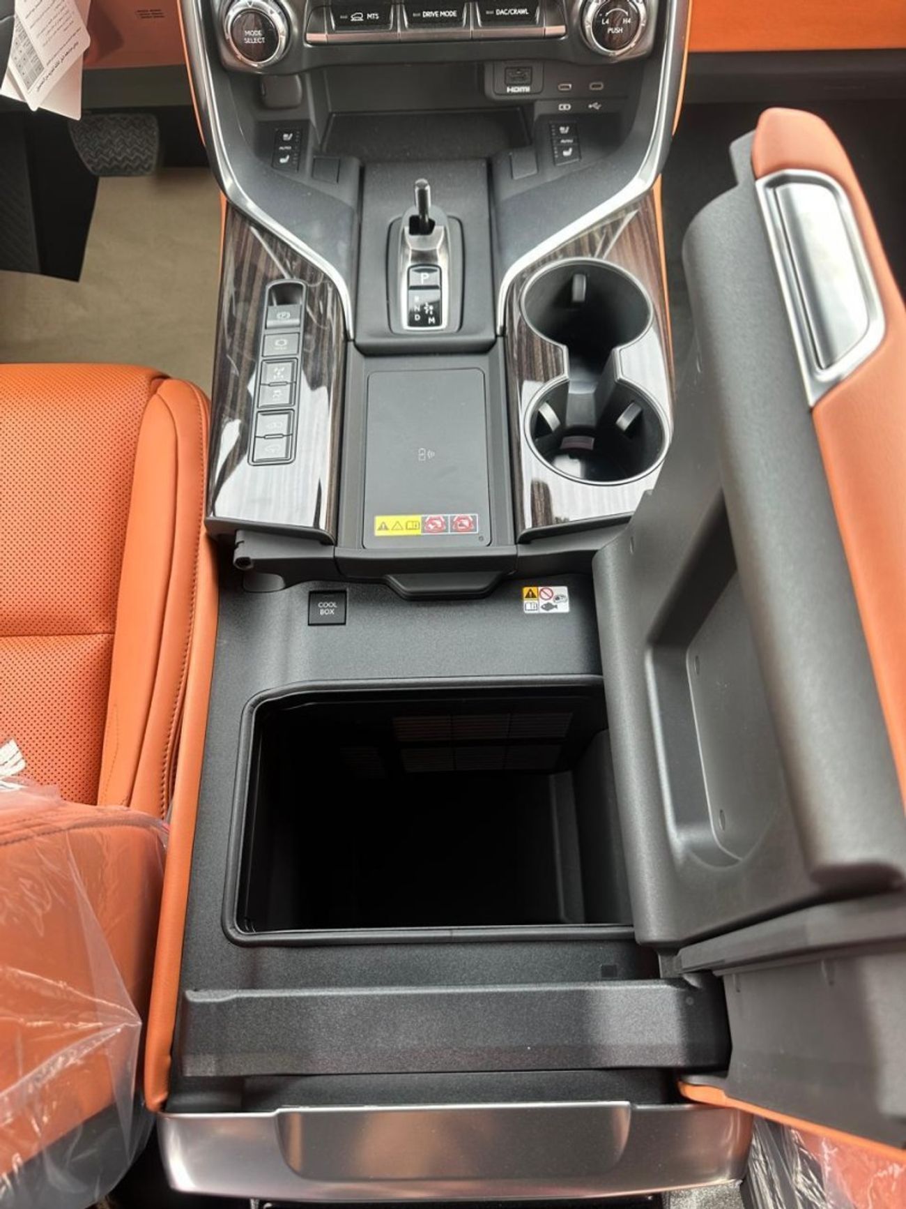 لكزس LX 700h 2025 Lexus LX700h VIP 3.5L AT Hybrid