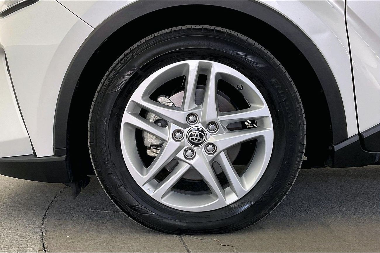 تويوتا CHR GX | National Day Celebration | شامل الضمان | 0 ﺪﻔﻋﺓ ﺃﻮﻟﻯ