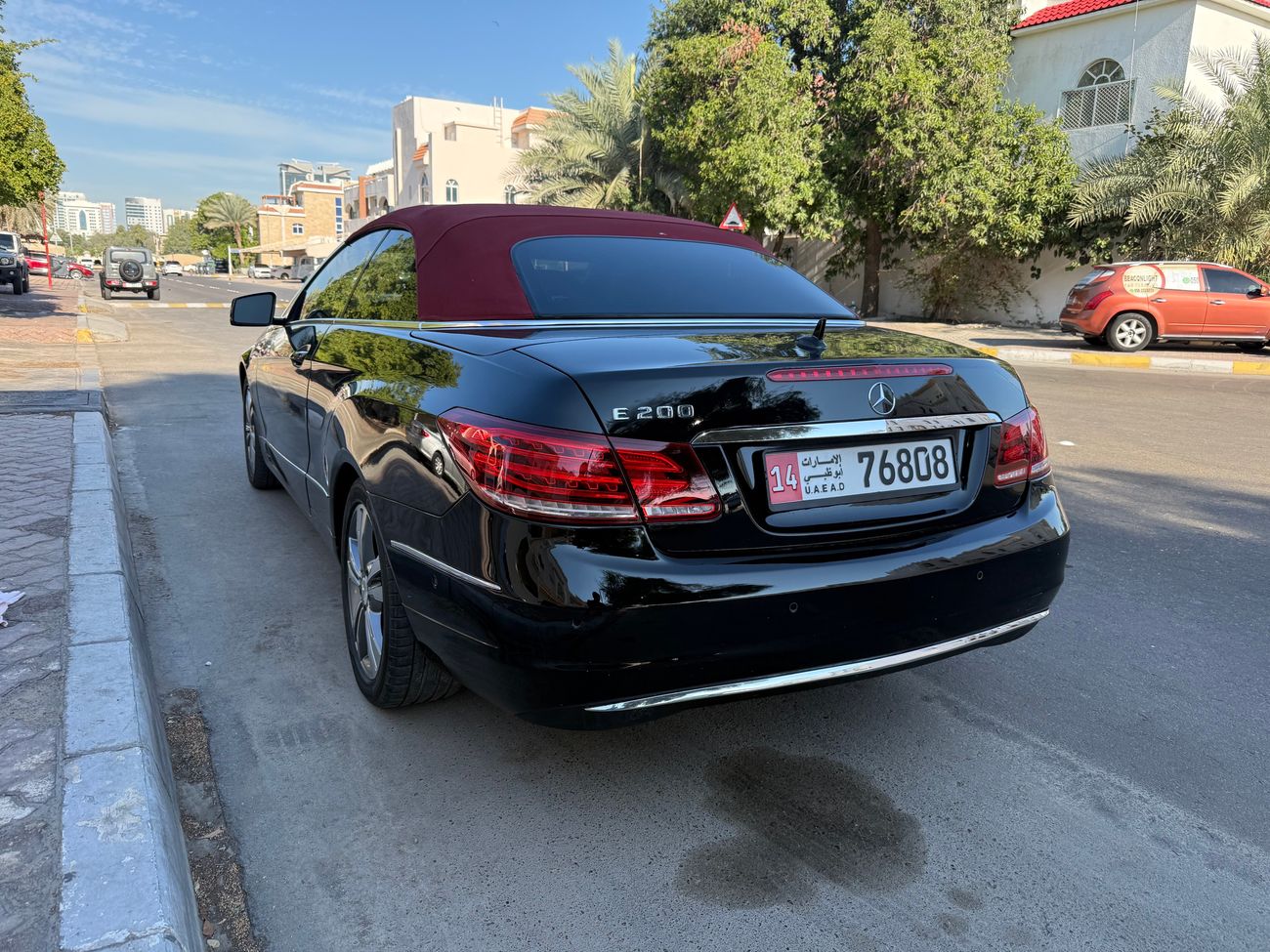 مرسيدس بنز E200