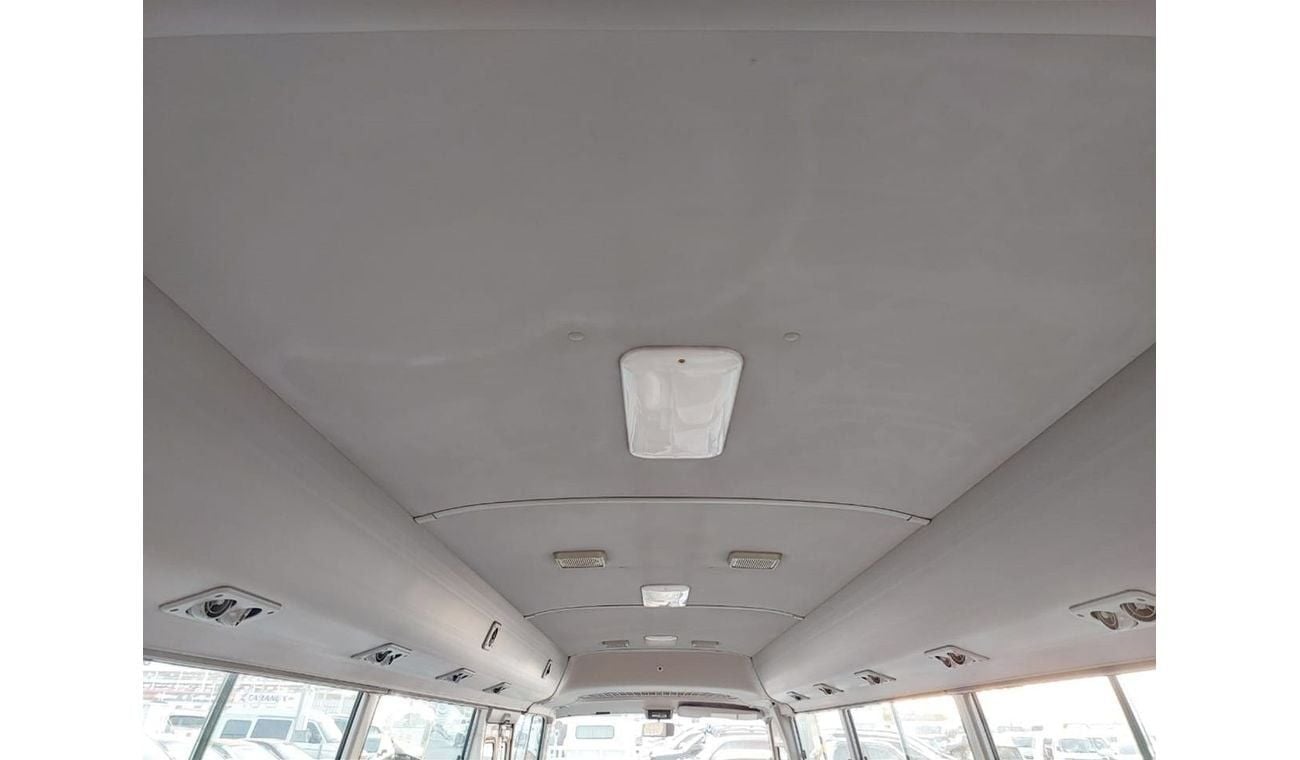 تويوتا كوستر TOYOTA COASTER BUS RHD 2007 MODEL 4.0 L DIESEL MANUAL(PM02761)