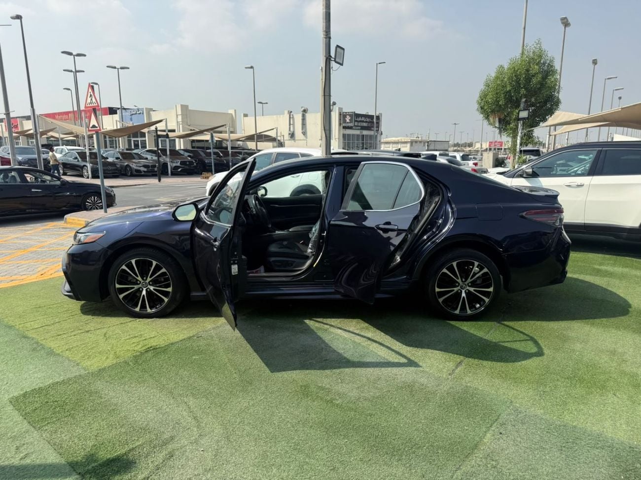 Toyota Camry SE