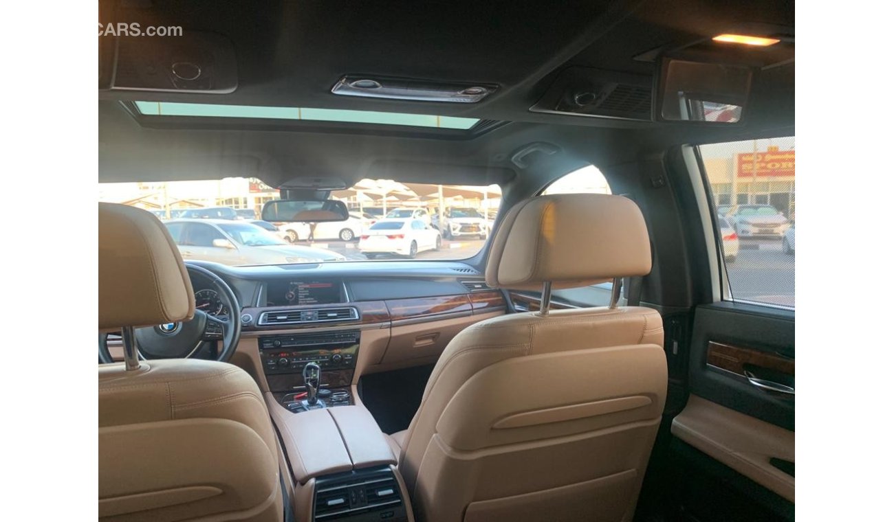 BMW 750Li Exclusive BMW 750 L _GCC_2015_Excellent Condition _Full option