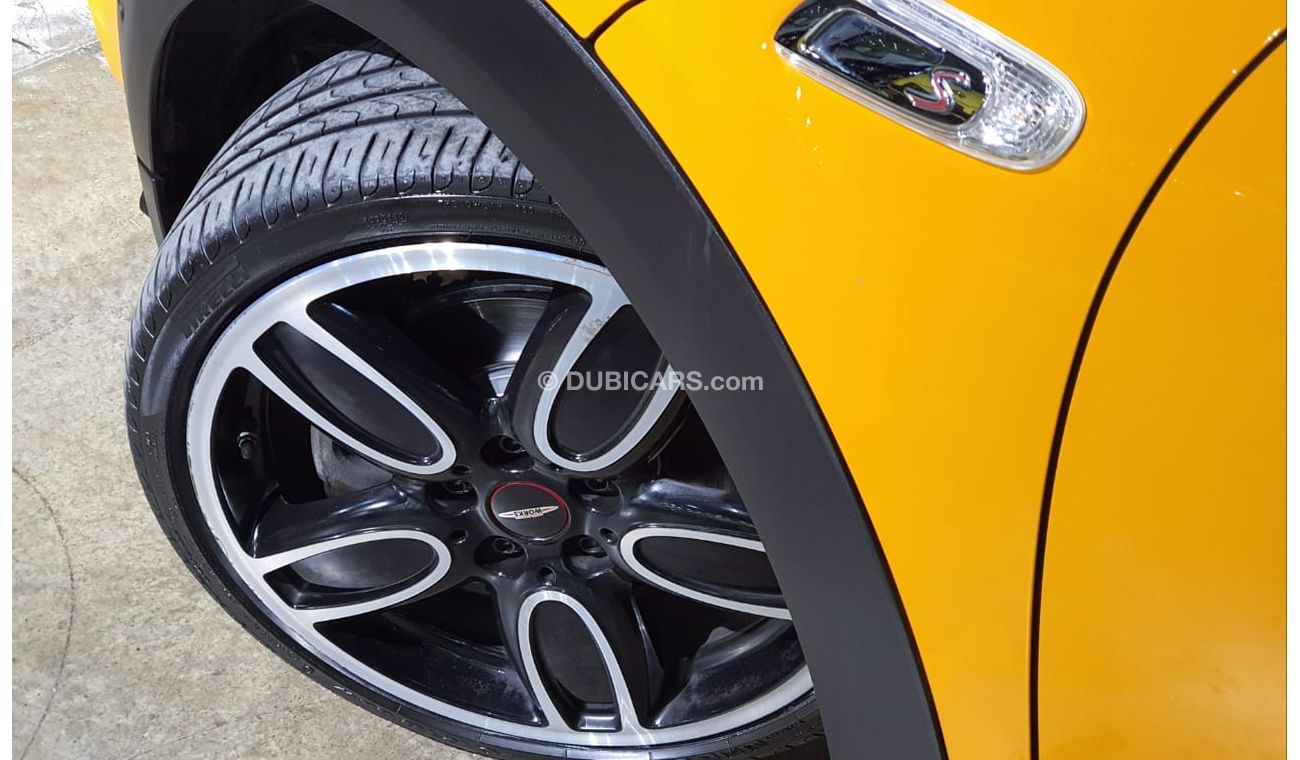 ميني كوبر إس 2016 Mini Cooper S JCW, Warranty, Full History, Excellent Condition, GCC