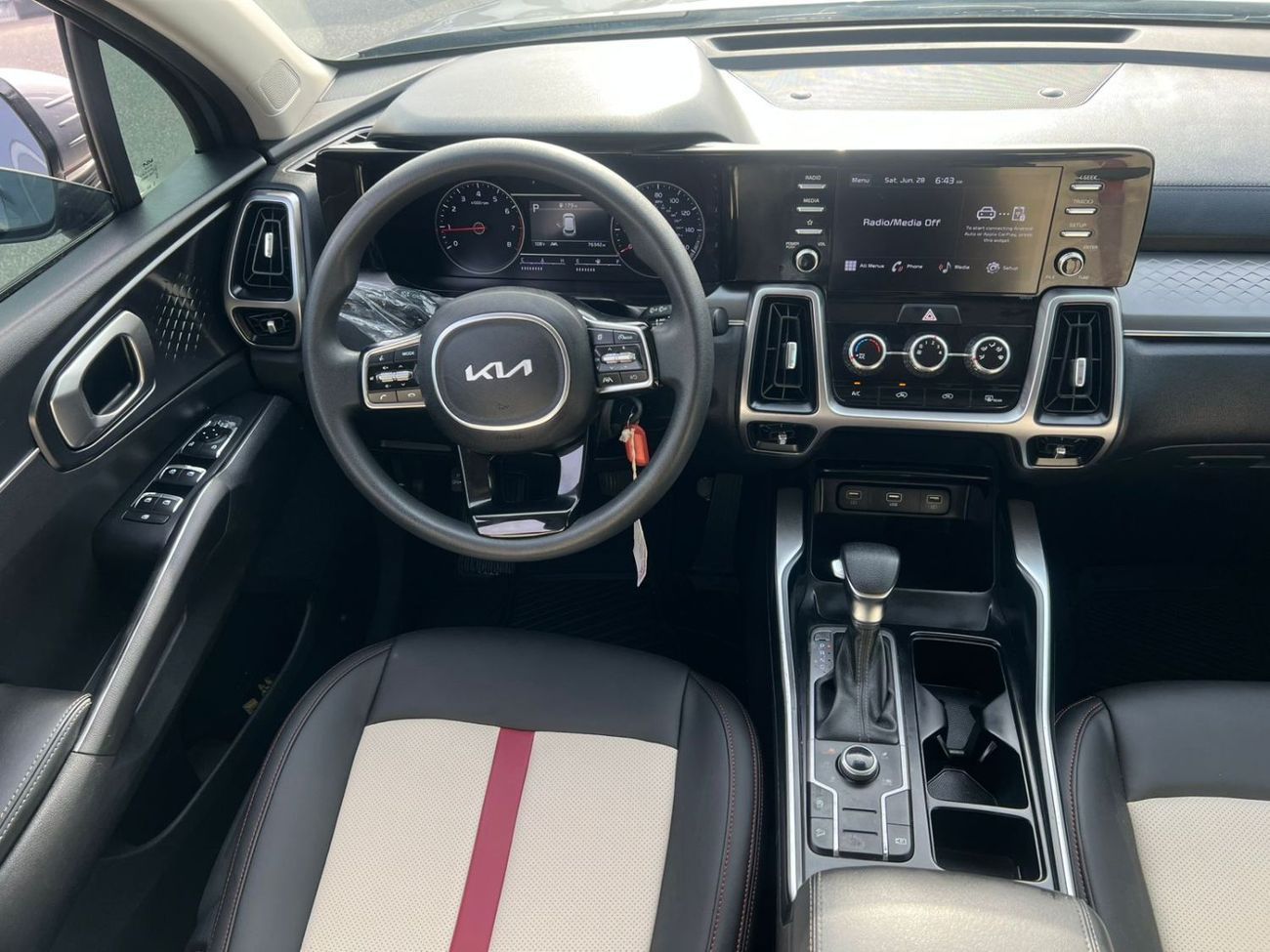 Kia Sorento 2022 KIA SORENTO - 2.5L V4 - REAR CAM - LEATHER SEATS - 7 SEATER - 4X4 - 4 Wheel Drive