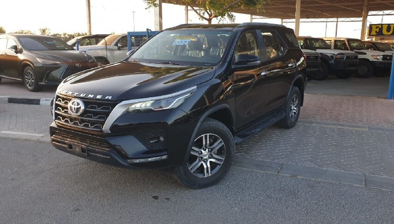 Toyota Fortuner 2.7L 4WD PETROL - USED
