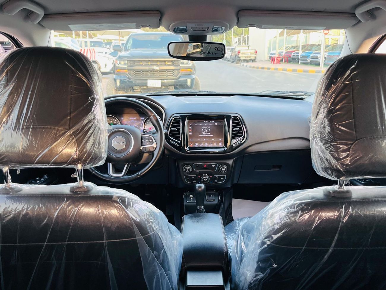 Jeep Compass S Limited 2.4L very clean car / Low milage