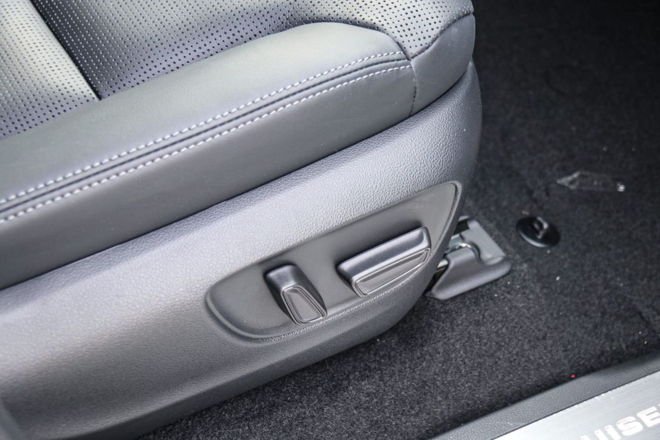 Toyota Land Cruiser 4.0L VX