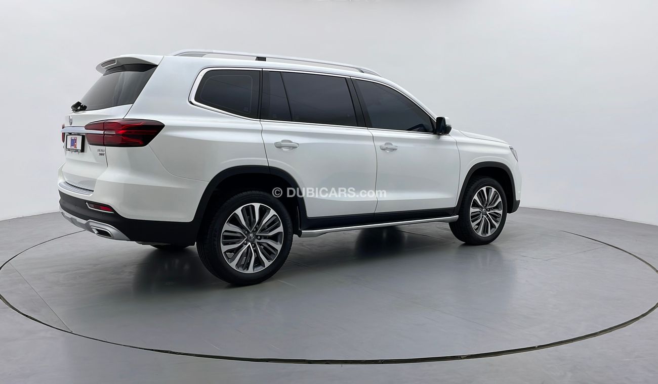 أم جي RX8 LUX 2000