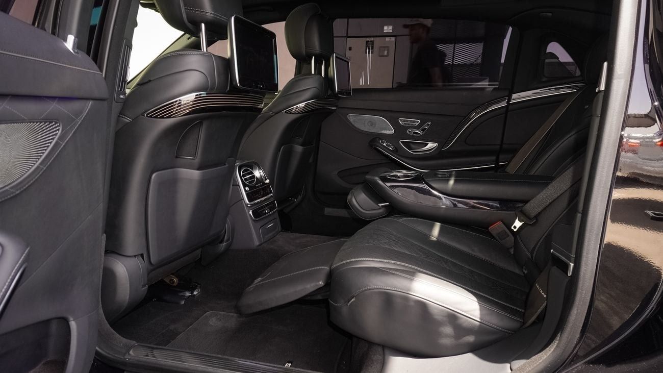 Mercedes-Benz S 600 Maybach 6.0L