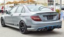 مرسيدس بنز C 63 AMG السيارة بدون حوداث او صباغ مع وجود شهادة  ‏كلين تايتنك