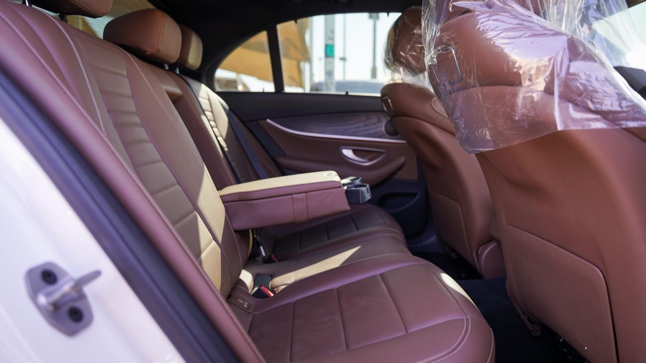 مرسيدس بنز E300 AMG