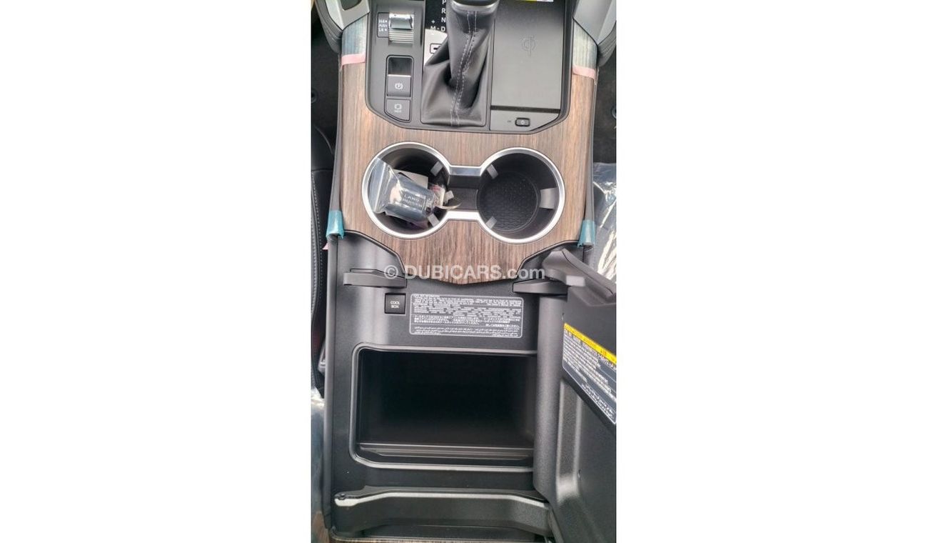 تويوتا لاند كروزر TOYOTA LAND CRUISER 3.5 VX GCC