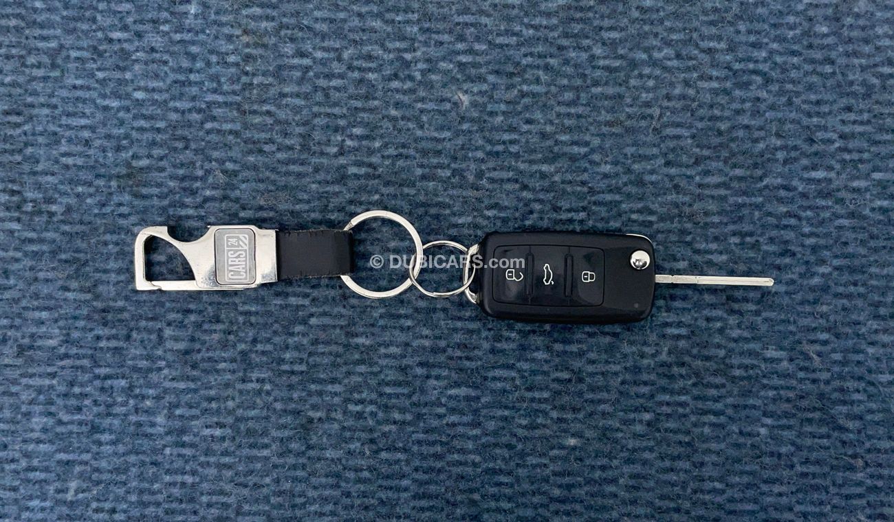 Volkswagen Passat HIGHLINE 2.5 | Under Warranty | Inspected on 150+ parameters