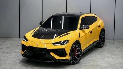 لامبورغيني اوروس 4.0T V8 Performante