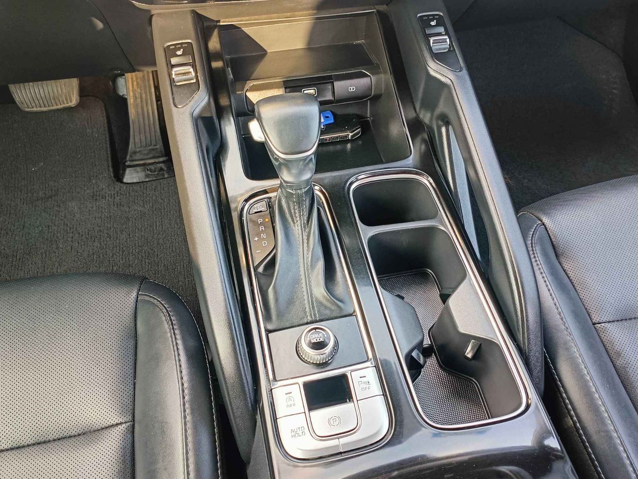 كيا تيلورايد S // 944 AED Monthly //  SUNROOF / FULL OPTION (LOT # 14610)