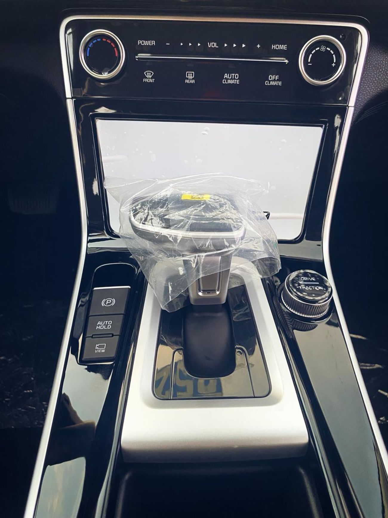 كيا سيلتوس Std 1.6L (123 HP)