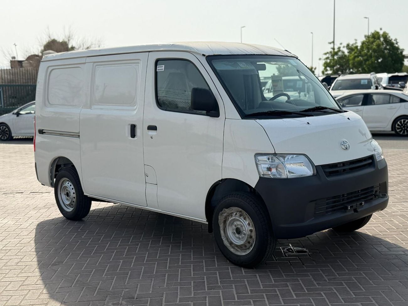تويوتا لايت آيس Toyota Lite Ace 1.5 AT 2026 cargo GCC   68,000