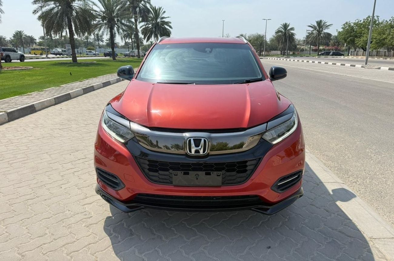 هوندا HRV HONDA HR-V ,FUEL PETROL ,ENGINE CAPACITY 1.8 LITER ,RIGHT HAND DRIVE