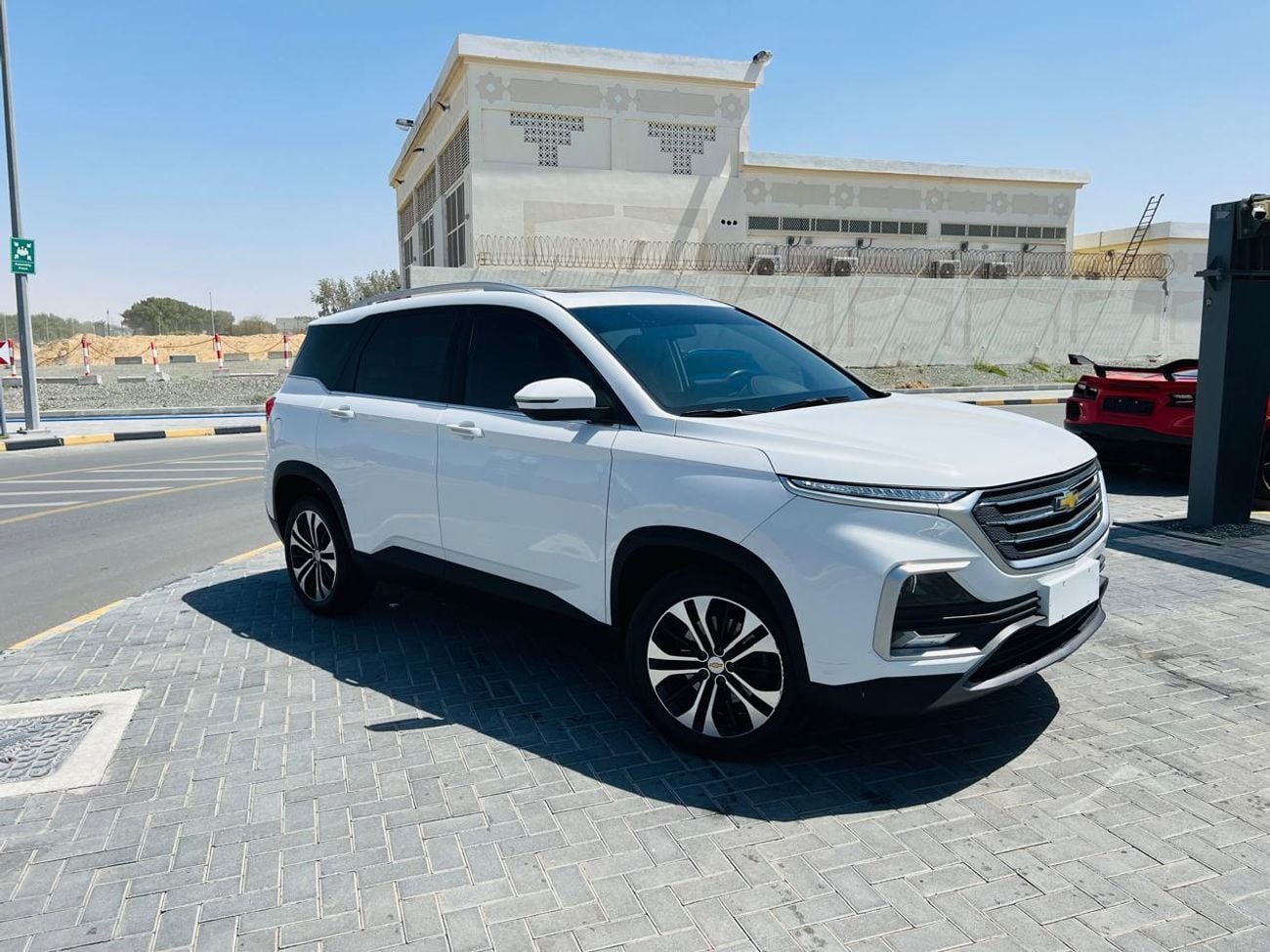 Chevrolet Captiva Premier 1.5L (150 HP) (7 Seater)