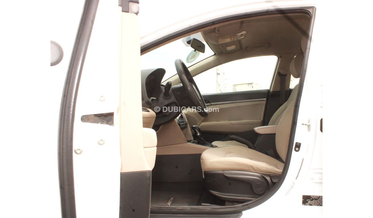 Hyundai Elantra GL Hyundai Elantra 2017 GCC, in excellent condition