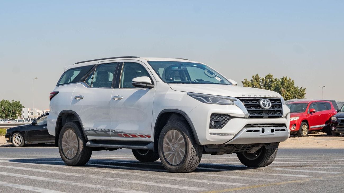 تويوتا فورتونر 2025 Toyota Fortuner Adventure SR5 V6 4.0L AT Petrol